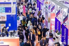 办了近30场专业赛